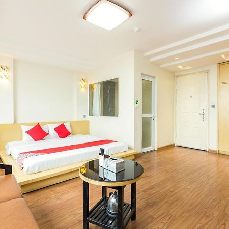 Hoang Gia Hotel Hanoi Buitenkant foto