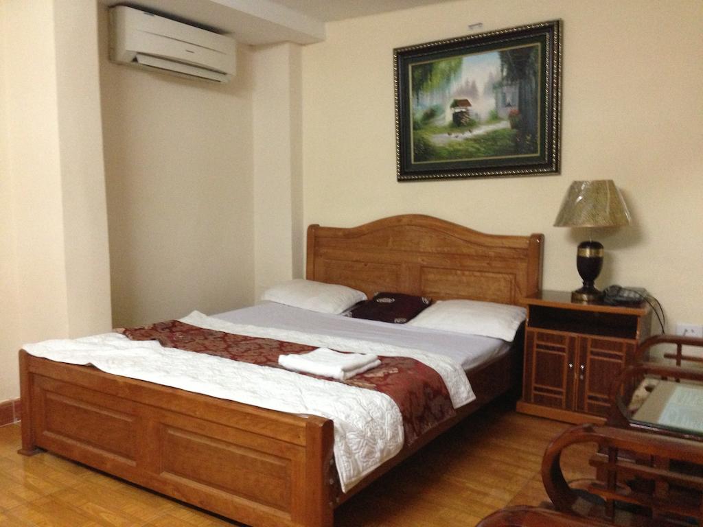 Hoang Gia Hotel Hanoi Buitenkant foto