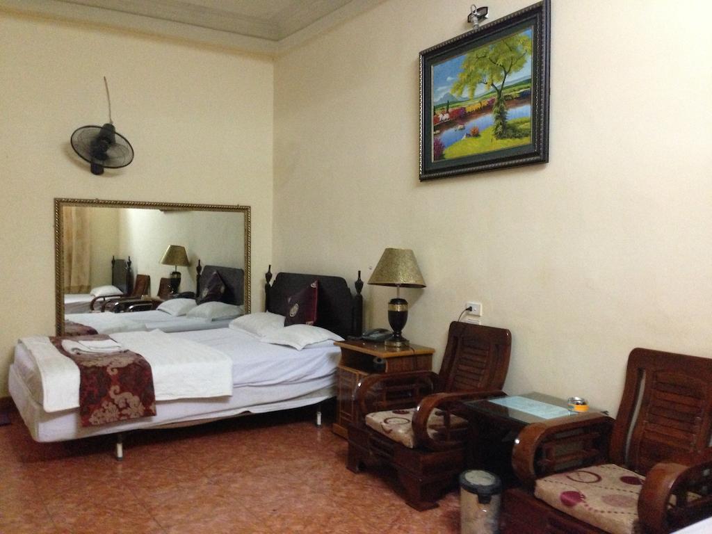 Hoang Gia Hotel Hanoi Buitenkant foto