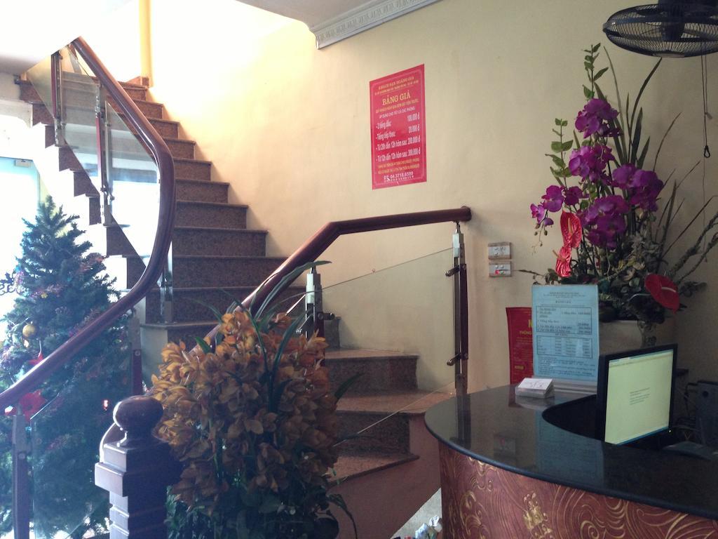Hoang Gia Hotel Hanoi Buitenkant foto