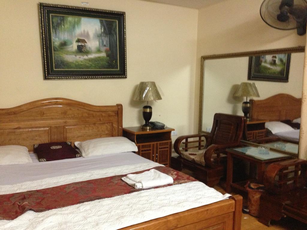 Hoang Gia Hotel Hanoi Buitenkant foto