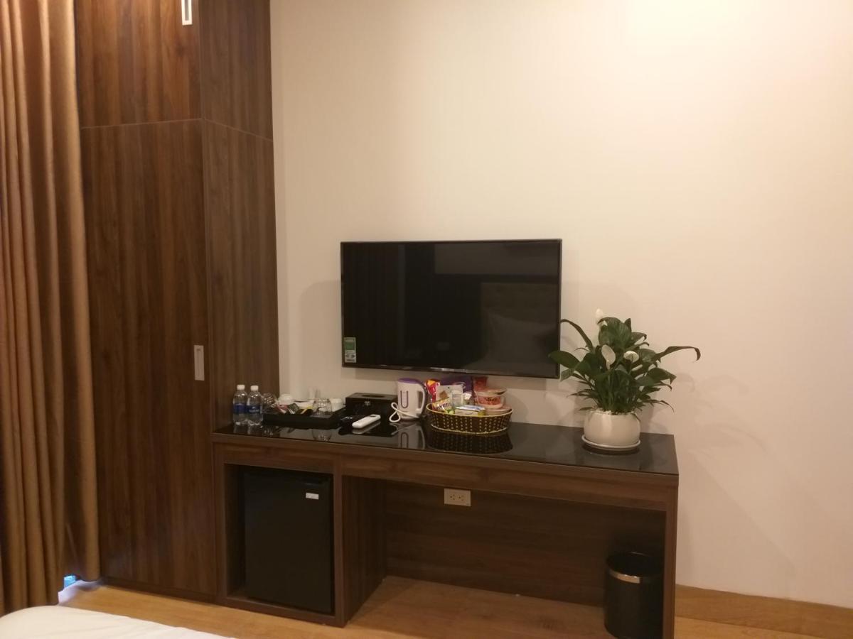 Hoang Gia Hotel Hanoi Buitenkant foto