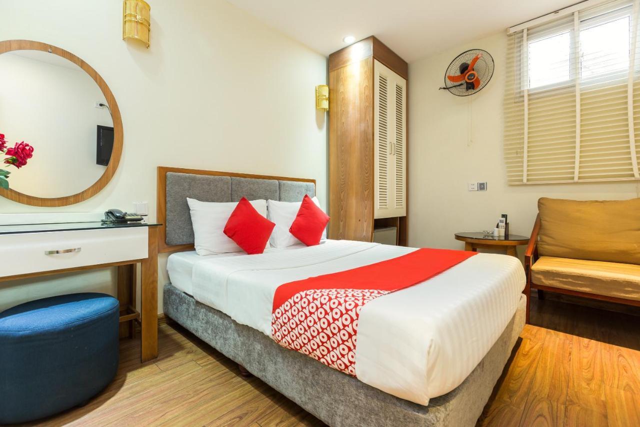 Hoang Gia Hotel Hanoi Buitenkant foto