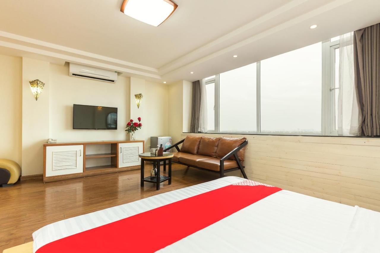 Hoang Gia Hotel Hanoi Buitenkant foto