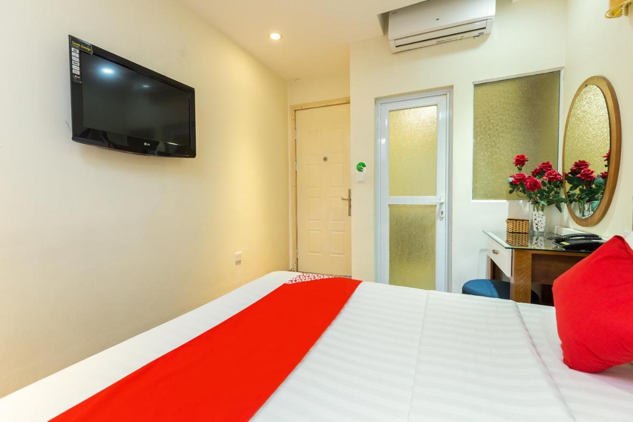 Hoang Gia Hotel Hanoi Buitenkant foto