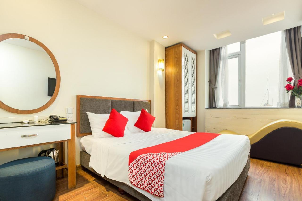 Hoang Gia Hotel Hanoi Buitenkant foto