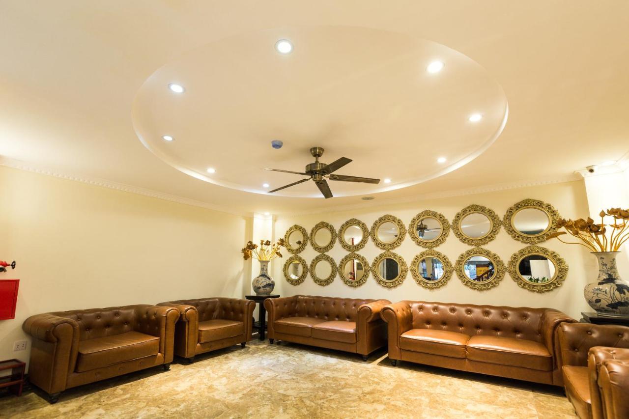 Hoang Gia Hotel Hanoi Buitenkant foto