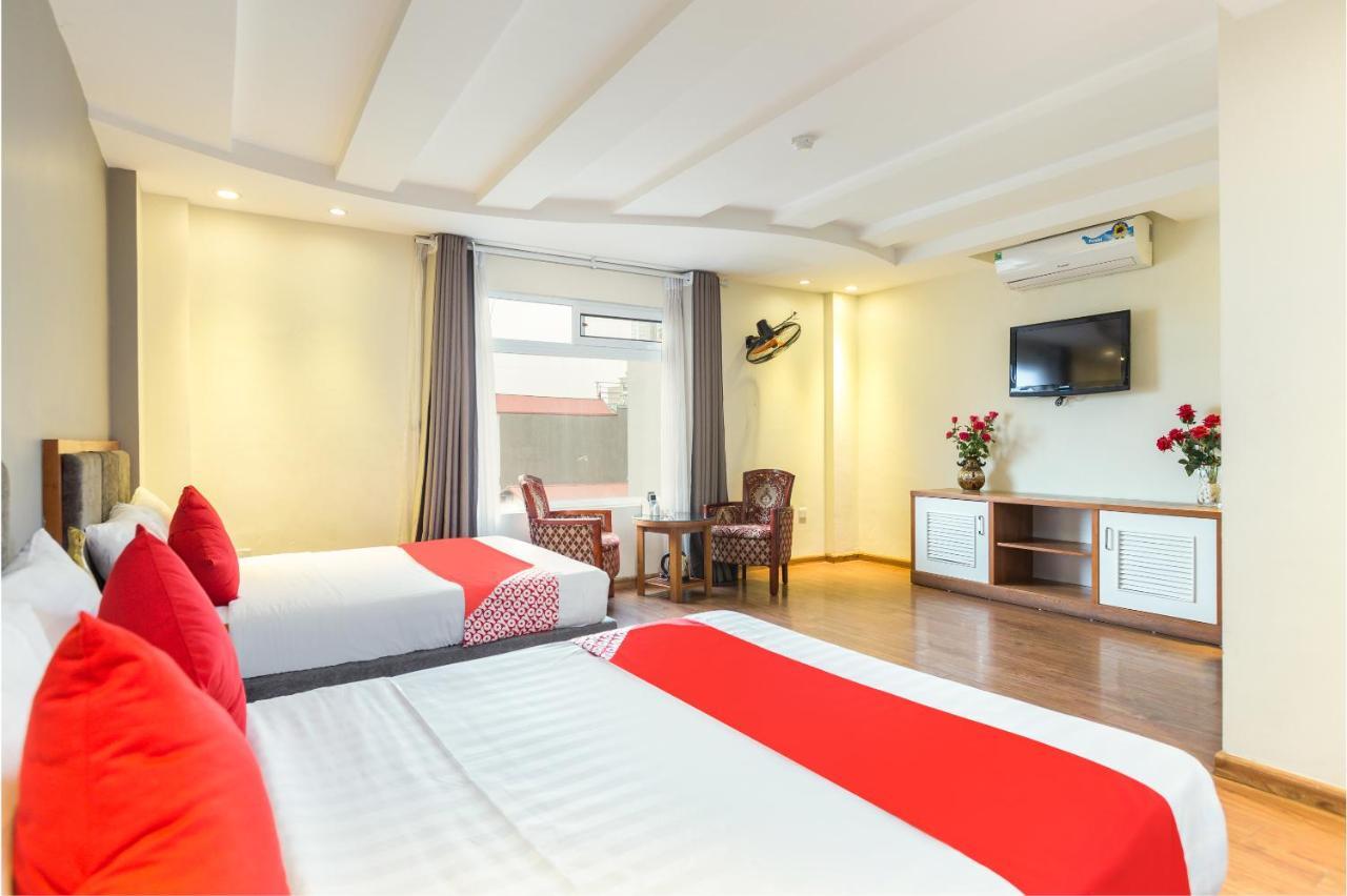 Hoang Gia Hotel Hanoi Buitenkant foto